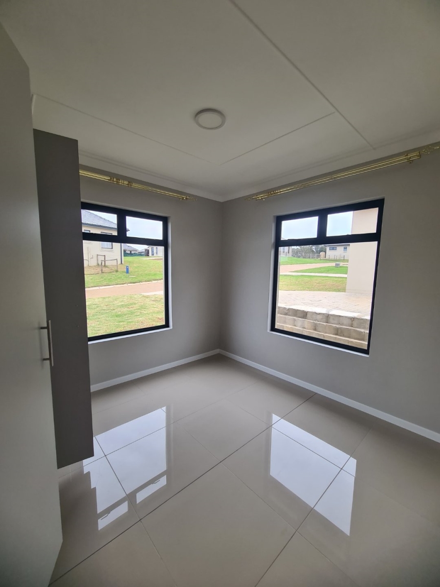 2 Bedroom Property for Sale in Kidds Beach Eastern Cape